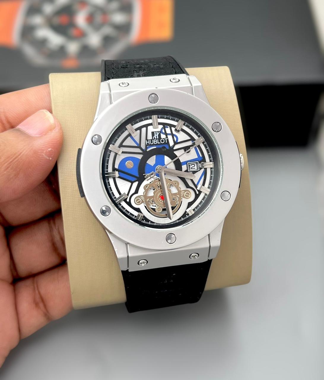 Hublot Mens Watch - Image 4