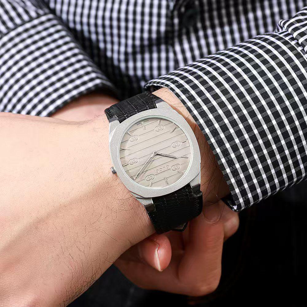 Gucci Elegant Men Watch - Image 8