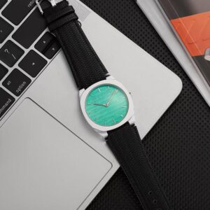 Gucci Elegant Men Watch