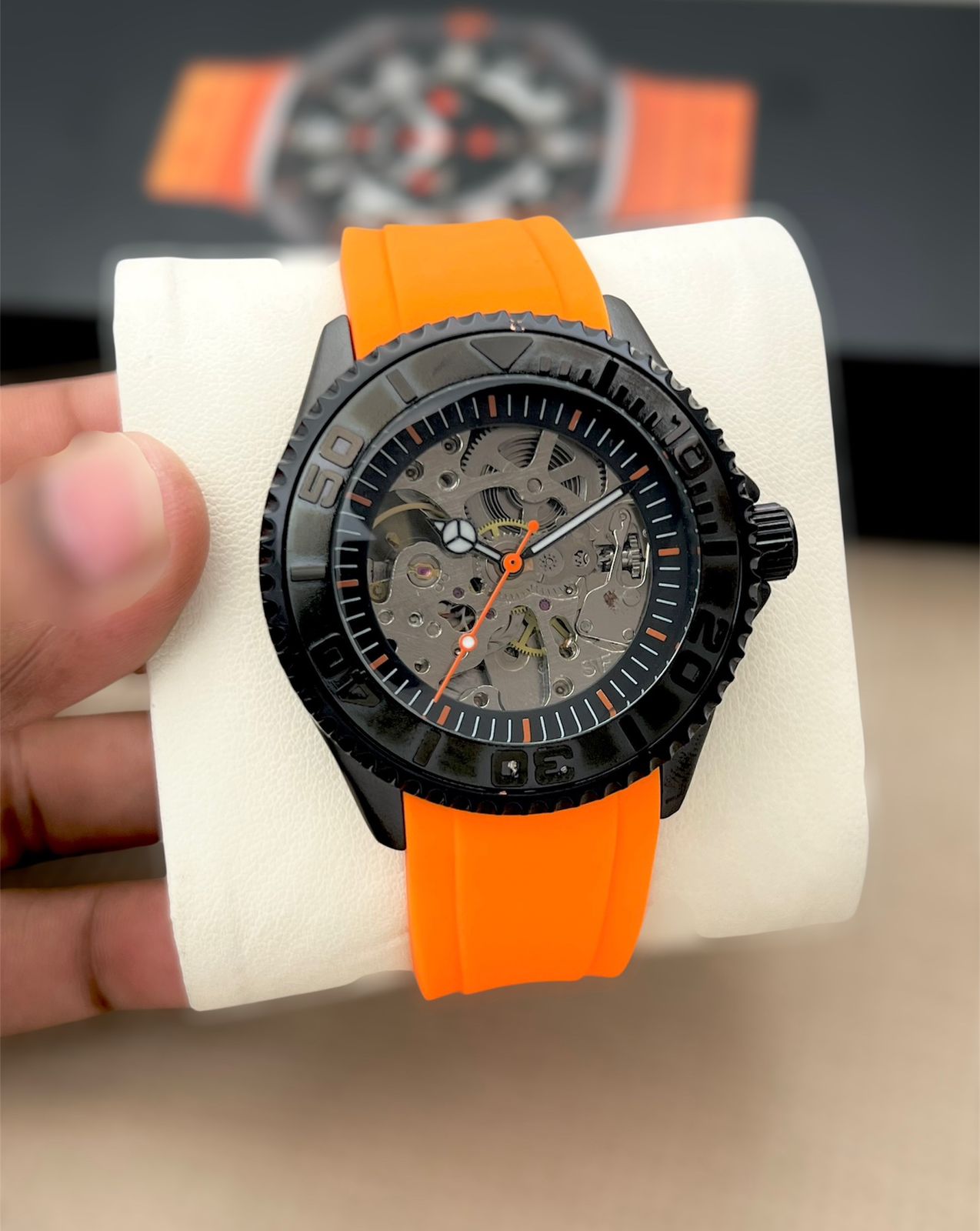 Seiko Men’s Automatic – Silicone Strap Edition - Image 4