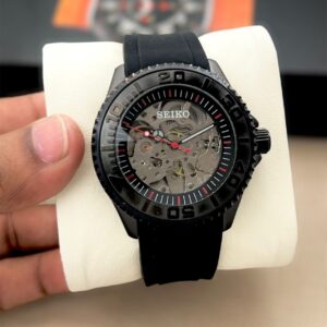 Seiko Men’s Automatic – Silicone Strap Edition