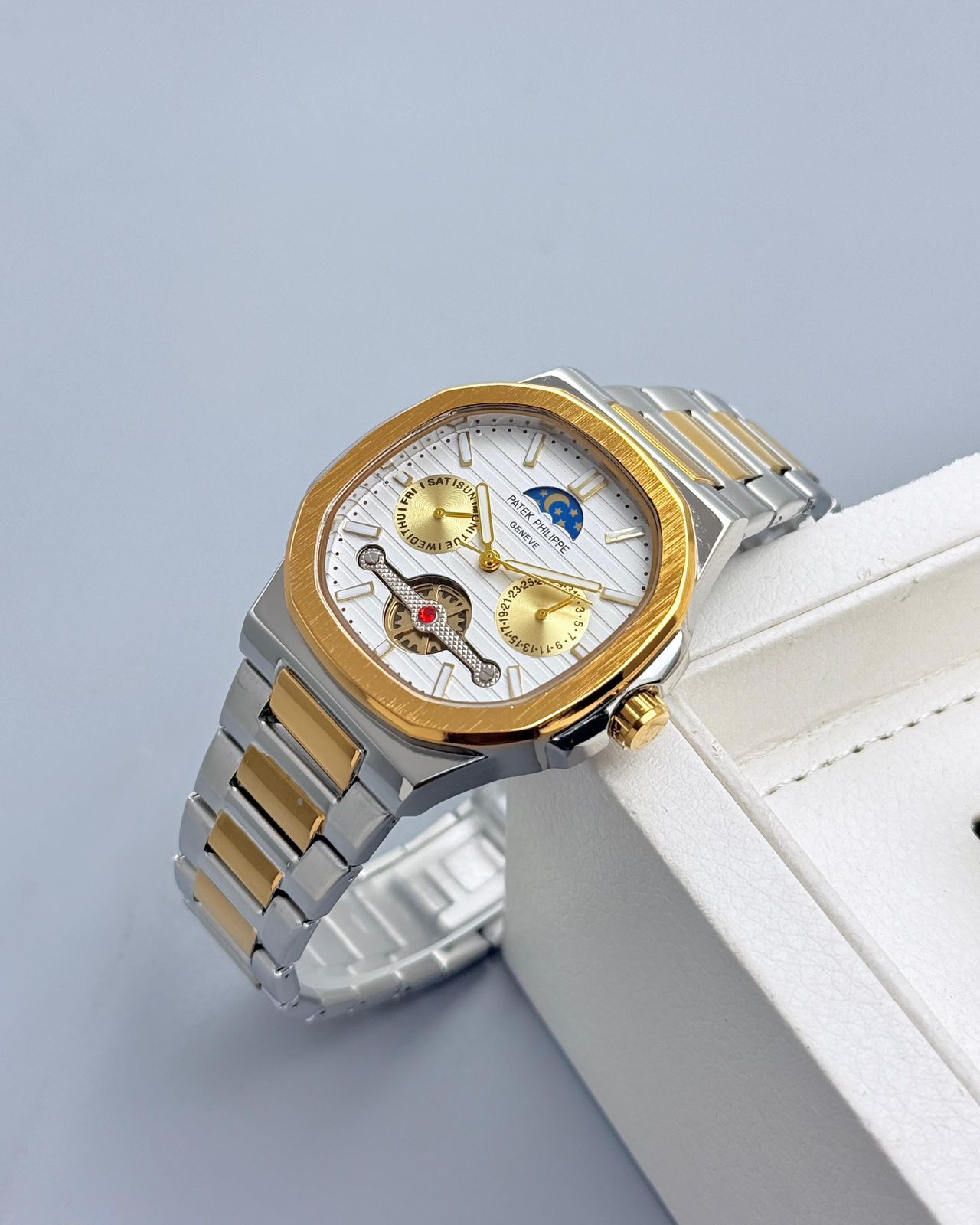 Patek Philippe Men’s Watch – Elegant Edition - Image 10
