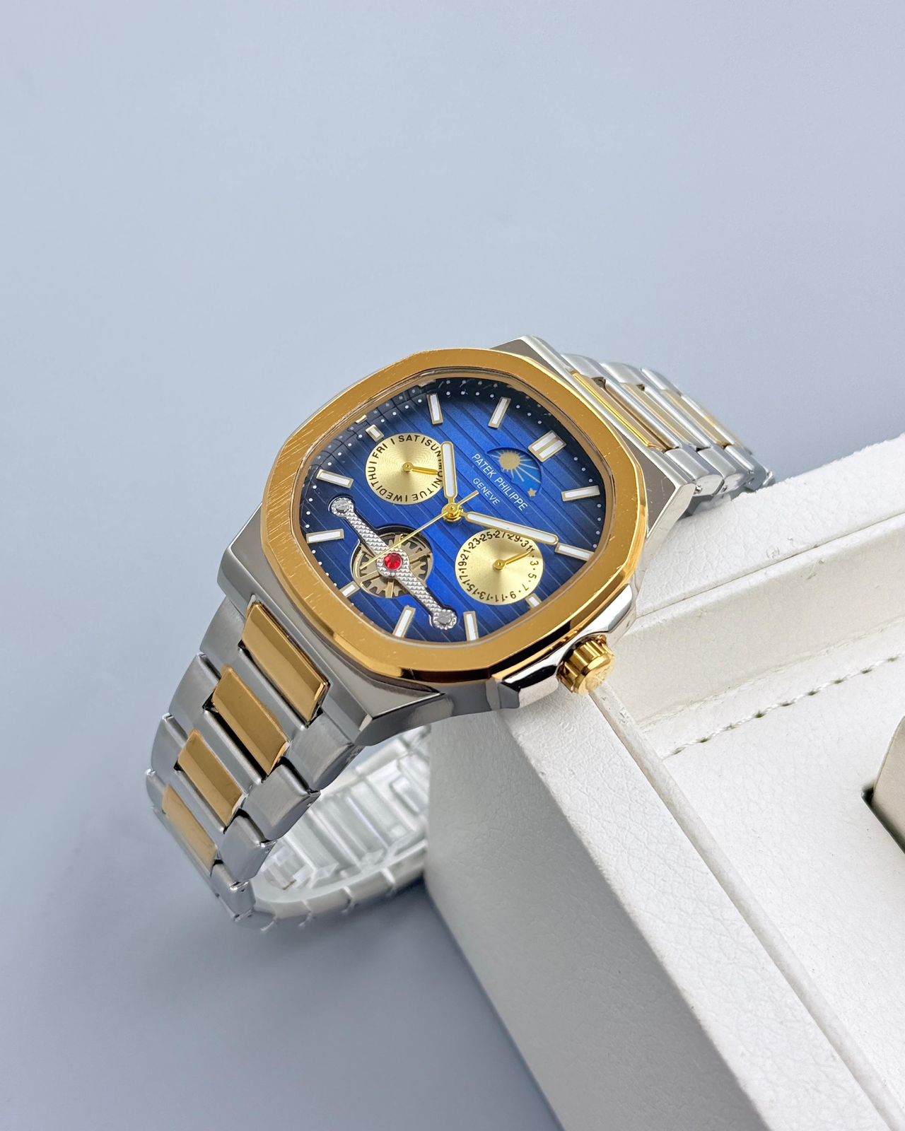 Patek Philippe Men’s Watch – Elegant Edition - Image 9