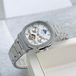 Patek Philippe Men’s Watch – Elegant Edition