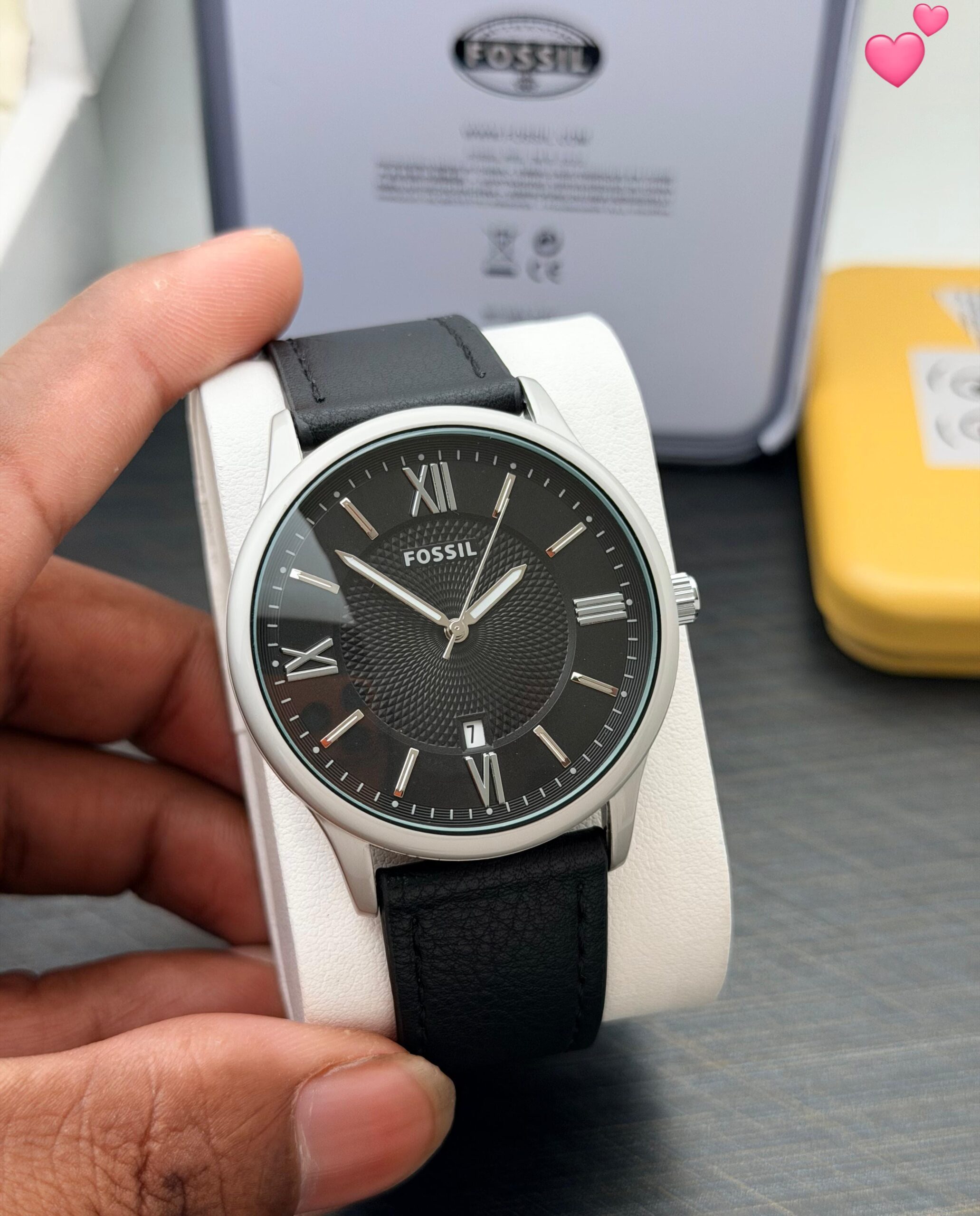 Fossil Men’s Leather Strap Watch