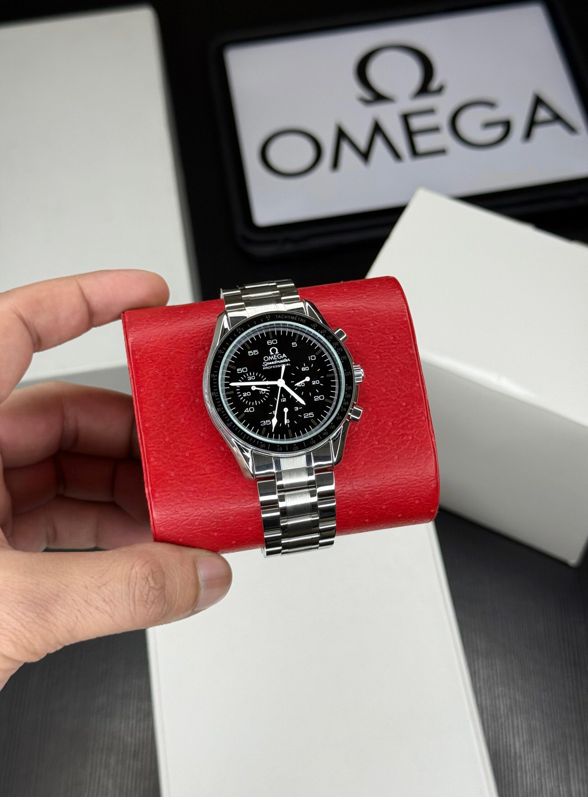 Omega Speedmaster Professional Men’s Watch - Image 2
