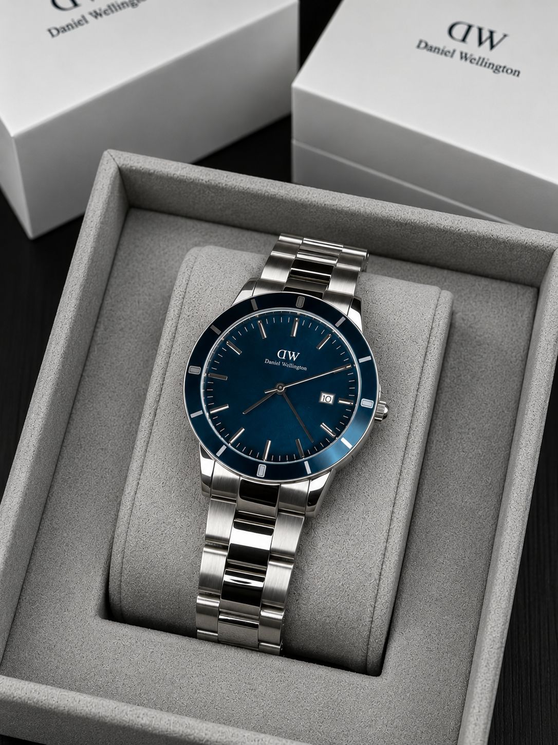 Daniel Wellington Men Watch - Image 2